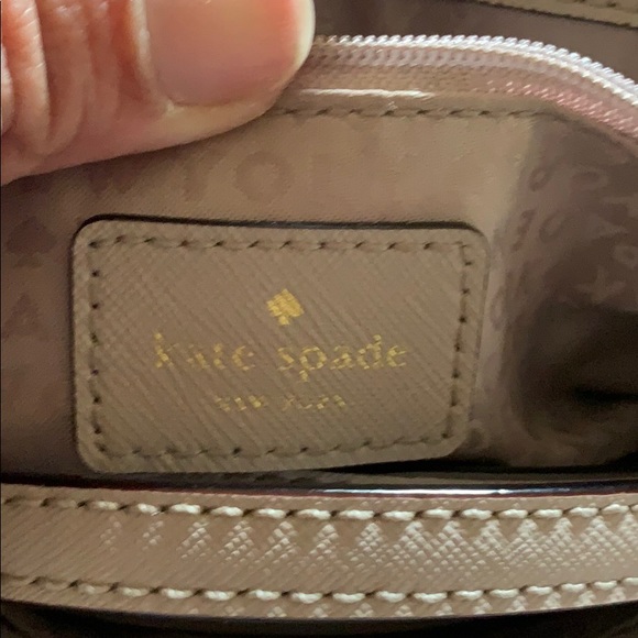 Authentic Kate spade w strap - Picture 8 of 8
